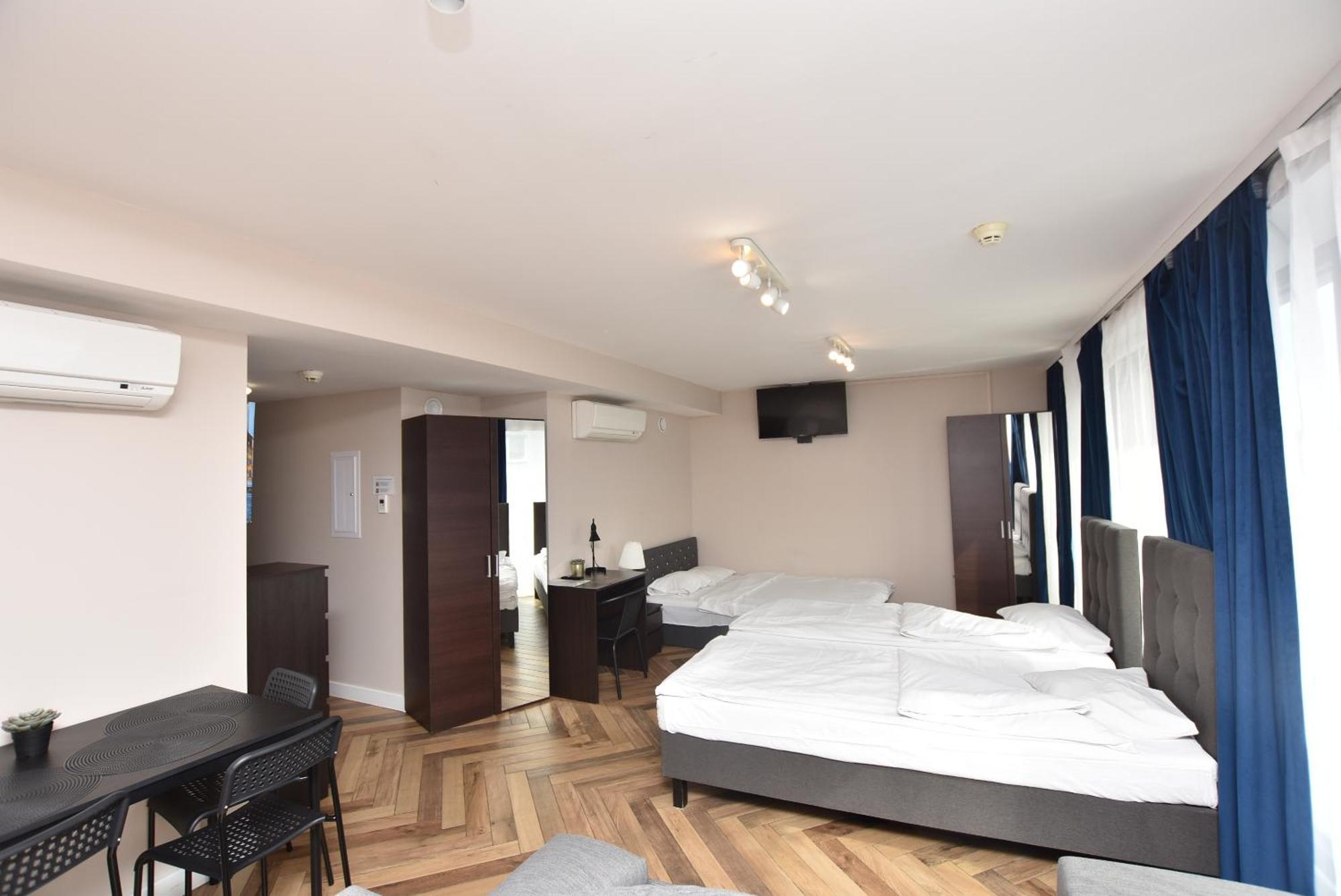 DUKES Apartments - Wita Stwosza Wrocław Kültér fotó