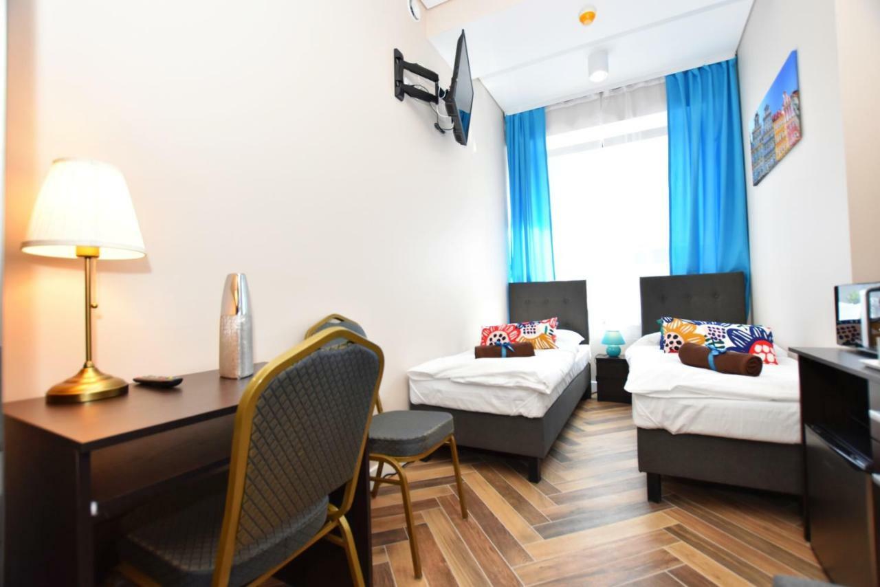 DUKES Apartments - Wita Stwosza Wrocław Kültér fotó